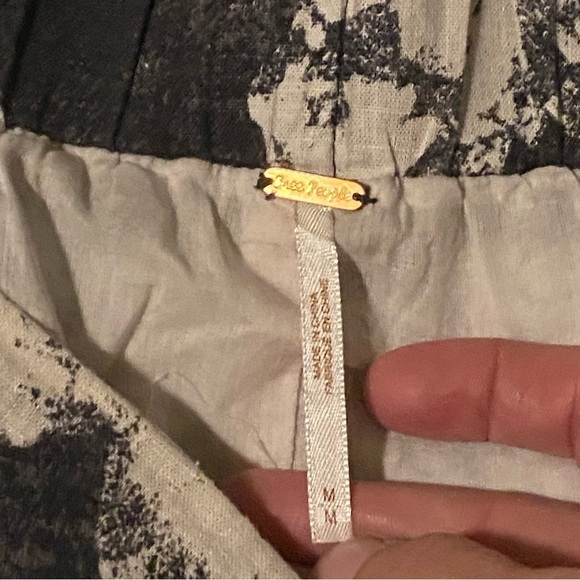 Free People Floral Linen Twist Front Short Sz Medium - Picture 2 of 7